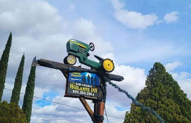 VIGILANTE INN EARP - Photo 14