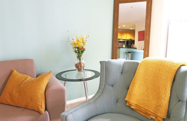 LAs Premier Apartments - Photo 49