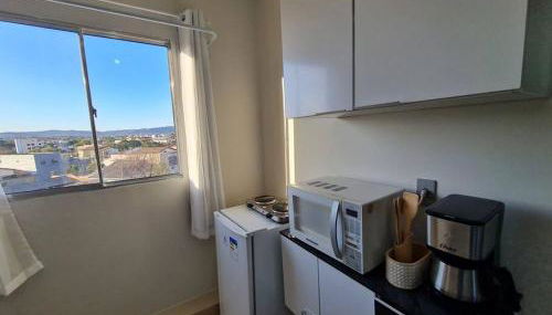 Kitnet404 central, com tv smart,linda vista para janela - Foto 4