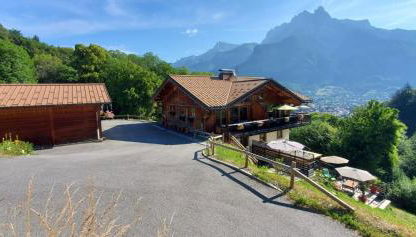 SUPERBE DEMI CHALET LUXUEUX 120M² 8 Personnes à SALLANCHES. - Foto 3
