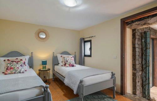 Casa de Campo Arco de São Jorge by An Island Apart - Foto 42