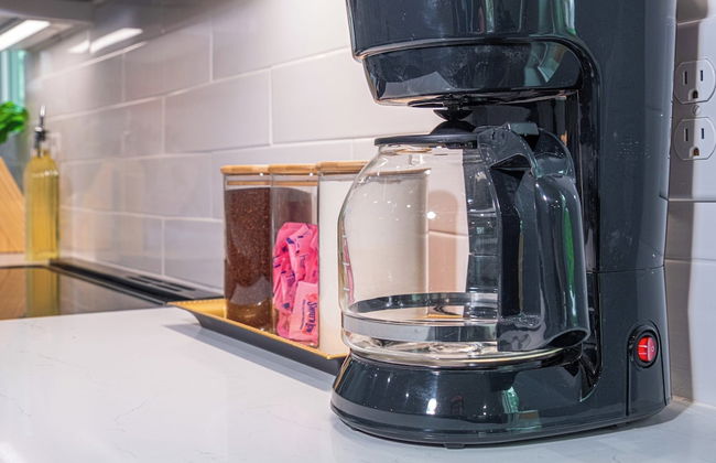 Comfort and Style 4br/3ba Near Riverwalk and Dtown - Foto 26