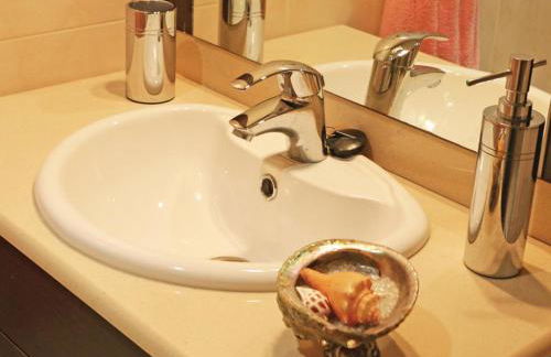 Apartamento de vacaciones con terraza - Photo 10