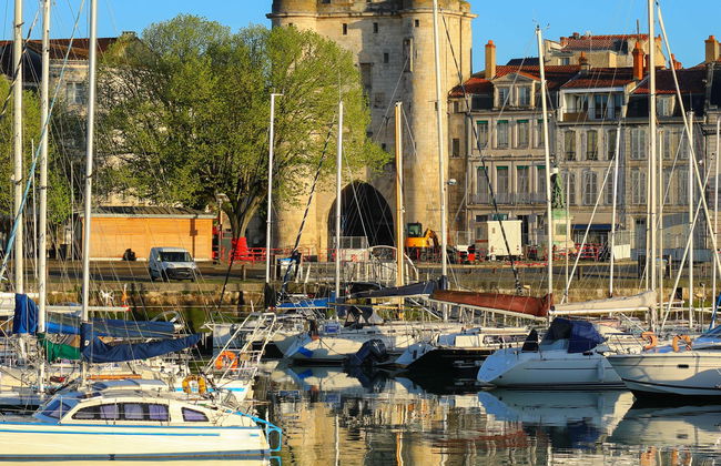 Passeio de veleiro por La Rochelle - Foto 1