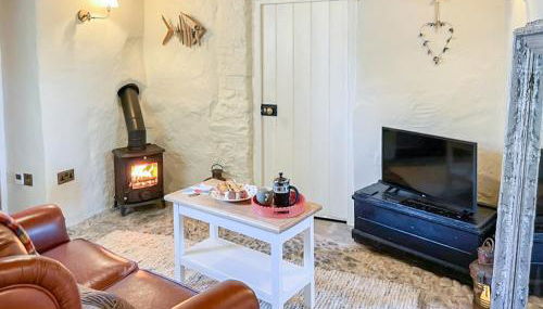 Cobble Cottage - Photo 1