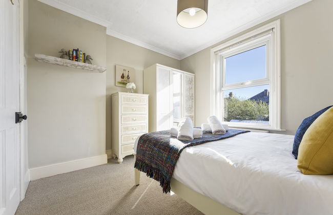 Family Friendly 3BR House w garden BBQ - Foto 8