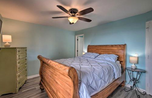 Walk to Shore! Ocean-View Condo in Carolina Beach - Foto 11