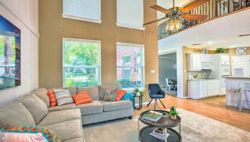 Beautiful Montgomery Home with Lakefront Deck! - Foto 5