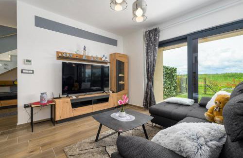 Luxury Apartments BRIGITTA with whirlpool in Umag - Photo 24