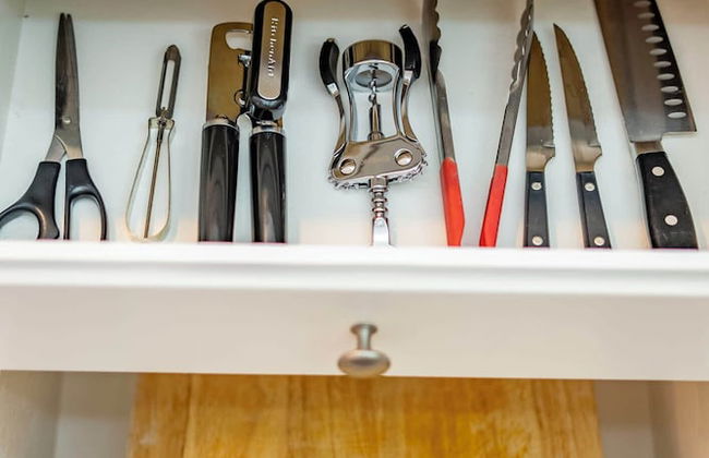 Serene Retreat & Modern Comforts in Rowland Heights - Foto 48