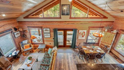 Frontier Cabin by Twin Beds Vacation Homes - Photo 5