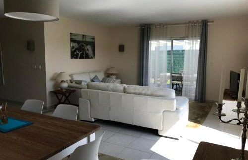 Belle Maison - Foto 17