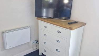 The Bedsit - Photo 5