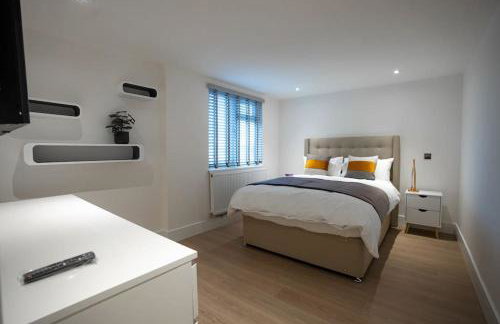 Luxury 6 Bed near city centre with Cinema Room & games room plus 5 bathrooms - Foto 13