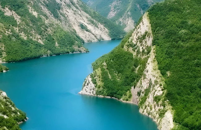 Excursión al lago Koman y río Shala - Foto 1