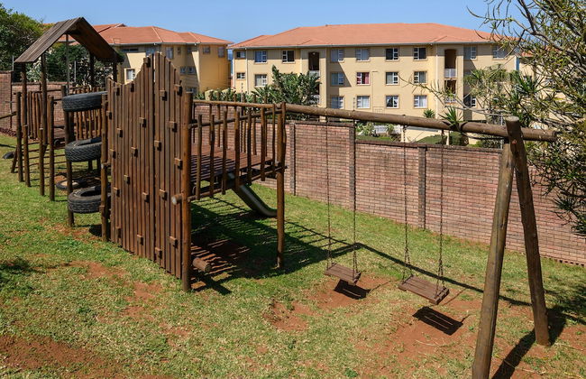 Illovo Beach Club - Photo 37