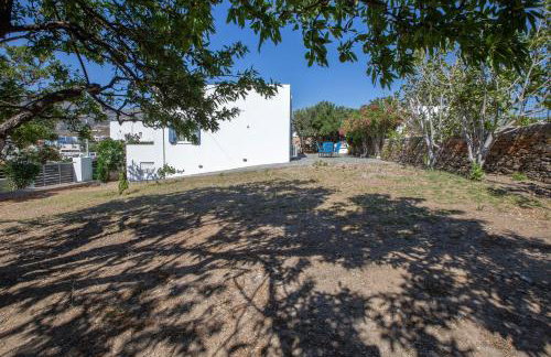 Ruby's summer house with spacious garden and free parking - Foto 59