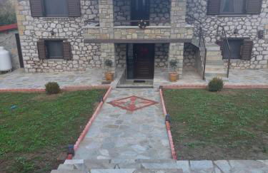 Το σπίτι του παληκαρα - Foto 1