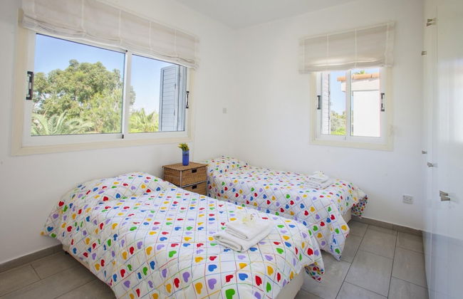 Sunset Beachfront Villa Meneou - Foto 10