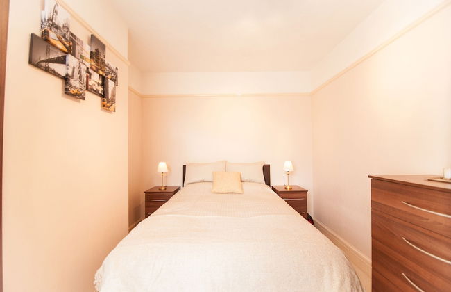 Watford stays - 4bed house - Foto 7