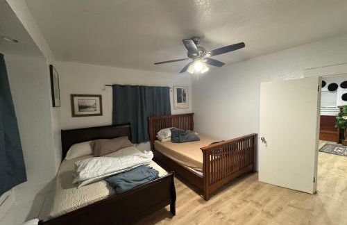 Nearby Museums • Downtown • 4BR • Sleeps 16 - Foto 9