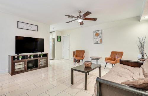Hot Tub and Fenced Yard Pet-Friendly Miramar Haven! - Photo 6