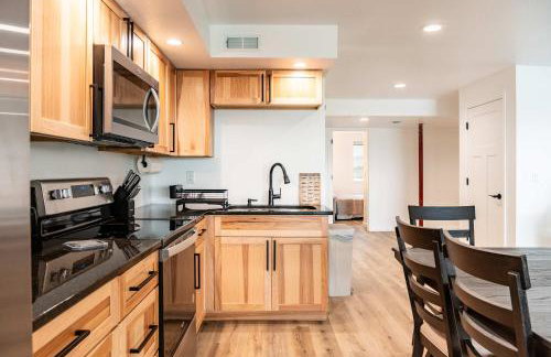 Lakeview Retreat, 6BR with Hot Tub Bliss - Foto 14