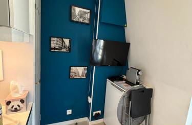 Paris 17ème - STUDIO compact 10m2 -110 sqf - coeur BATIGNOLLES - ideal SOLO traveler - Foto 5