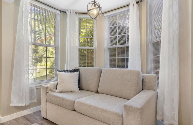 Serene Escape at Table Rock Lake - Photo 21