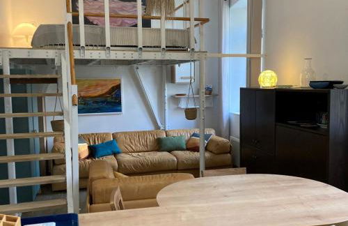 Studio neuf avec mezzanine au cœur de Le Palais - FR-1-418-267 - Photo 9