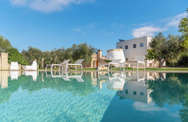 Trullo Meraviglia With Garden And Pool - Photo 1