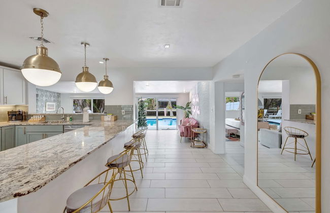 Poolside Paradise Dock & Pool! - Foto 37