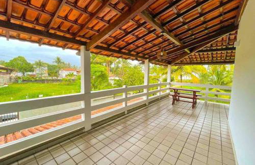 Casa com 5 quartos e vista para o mar a 170m da praia - Photo 2