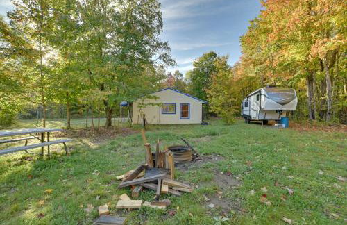 400-Acre Outdoor Enthusiasts Lodge in Mancelona! - Foto 34