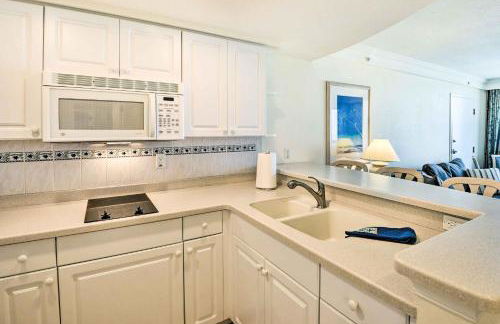 Sunny Daytona Beach Gem with Ocean Views! - Foto 10