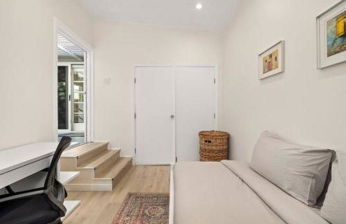 Charming Zen Venice Beach 3BR Home w/Patio & W/D - Foto 16