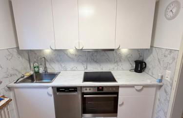 Sunroom 2 Bed Apartment West Town B17 - Foto 14