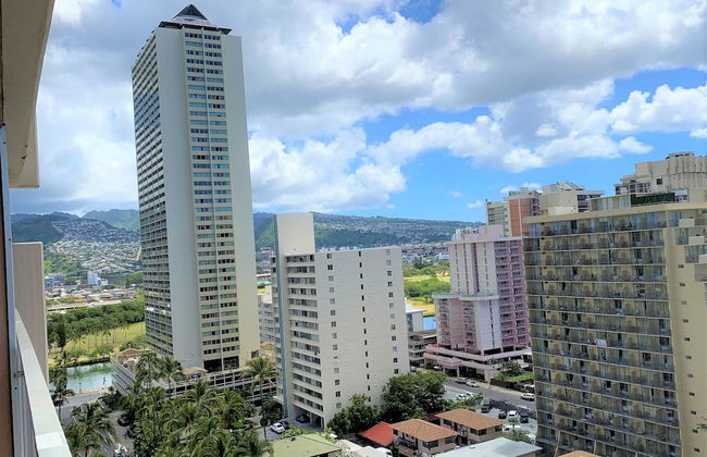 Tropical Studios at Marine Surf Waikiki - Photo 27