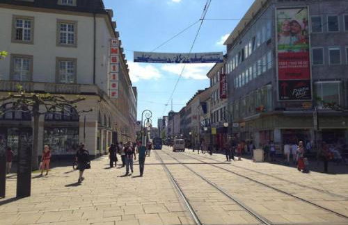 Fewo Art City-Studio Kassel 10, groß, modern, citynah, kostenfreie Parkplätze, Süd-Balkon, ruhig, Herkulesblick, voll ausgestattet - Foto 11