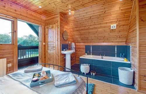 Scandi Cabin in Heart of Anglesey with Parking - Photo 5