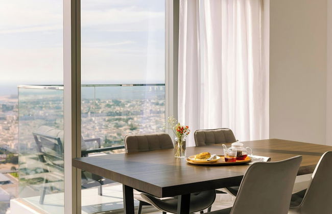 Sonder by Marriott Bonvoy Downtown Towers Apartments - Photo 7