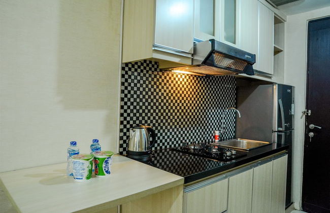 Simply Studio Room at Grand Serpong Apartment By Travelio - Foto 8