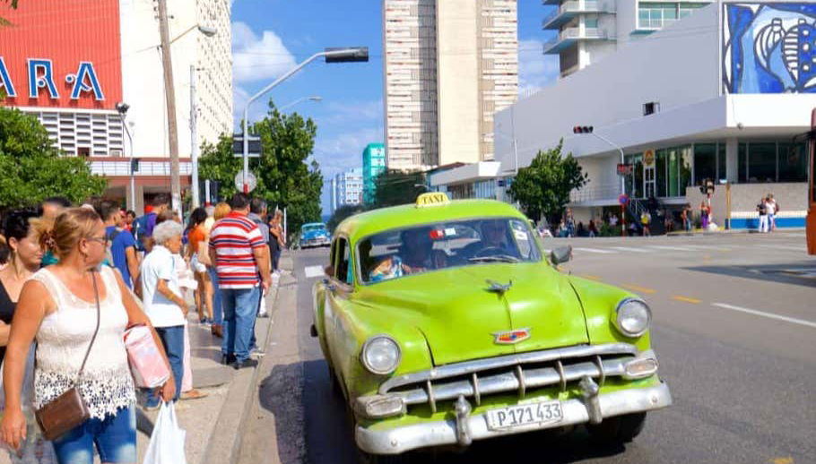 Alla scoperta dei contrasti dell'Avana