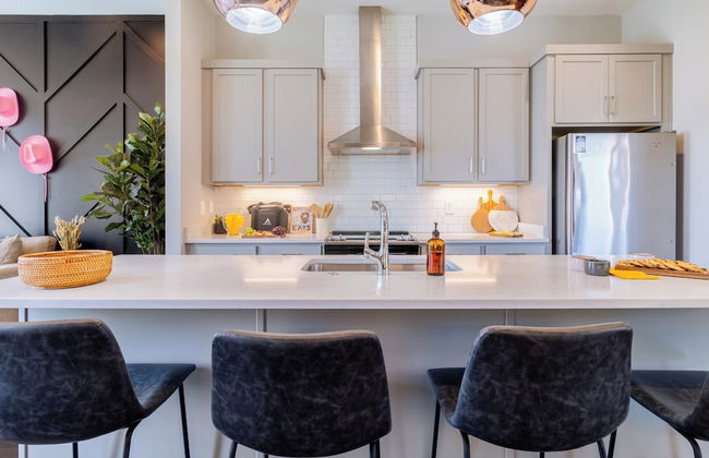 Doralee by Avantstay Rooftopterrace 8 Mins to Broadway Dolly Parton Theme - Foto 42