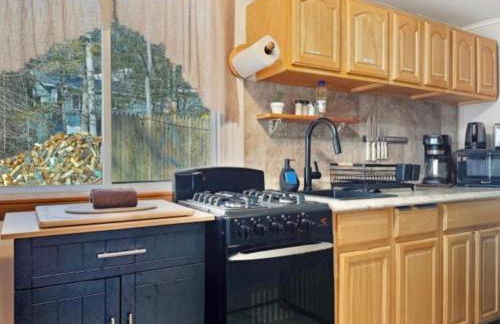 Pocono cabin with hot tub and private pool at Shawnee Mtn - Foto 63