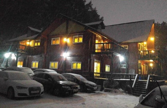 Muju Naos Pension - Photo 41