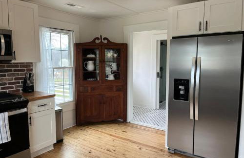 In the Woods by a Pond! Sugar Ranch Guest House! - Foto 47