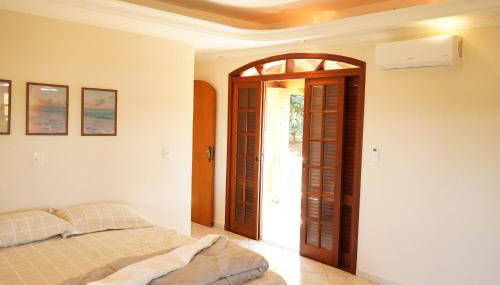 Casa de Fazenda Histórica, Mergulhada na Natureza, com Vista Panorâmica Deslumbrante e Grande Varanda a 2 km do Centro - Foto 5