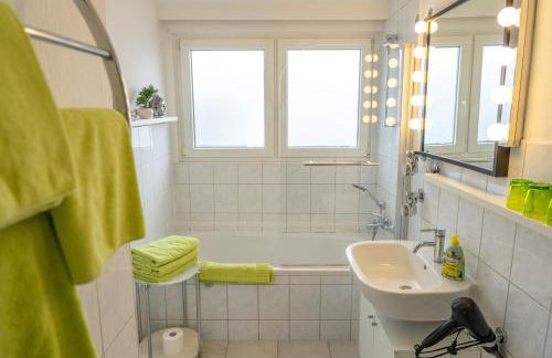 Art City-Studios Kassel 4 und 8, groß, modern, citynah, je 3 Schlafzimmer, kostenfreie Parkplätze, Süd-Balkons, ruhig, Herkulesblick - Foto 40