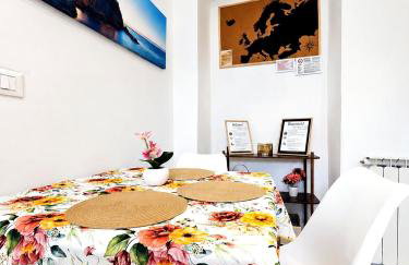 Good Night Big Family Apartment with terrace - 5 min from station, Independent entrance - Foto 1